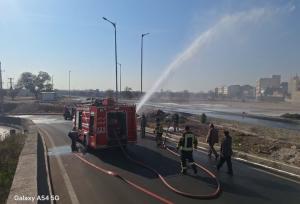 حریق لوله فاضلاب و ترکیدگی لوله آب در بلوار پیامبر اعظم قزوین مهار شد