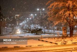 بارش برف و کولاک شدید در زنجان