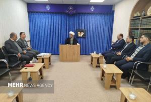 تأکید امام جمعه سمنان بر رعایت انصاف در بازار و حذف دلالان