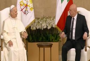 «عون» در دیدار با پاپ: به جهان بگویید که لبنان تسلیم نخواهد شد