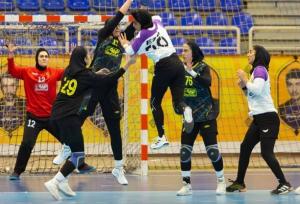 شکست هندبال استقلال در اصفهان/ سپاهان و سنگ آهن پیروز شدند