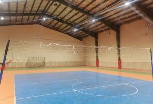 بازگشایی دوباره سالن ورزشی فجر بروجن پس از ماه‌ها تعطیلی؛ تحولی بزرگ در زیرساخت‌های ورزشی شهرستان