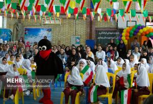 زنگ شکوفه‌ها در مازندران نواخته شد