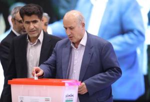 تاج: ورزشگاه‌ها به باشگاه‌های توانمند واگذار می‌شوند