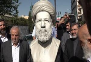 رونمایی از سردیس شهید رئیسی در میدان پاستور تهران
