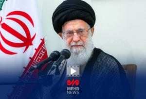 رهبر انقلاب: امام، انقلاب اسلامی را از آفت نابود کننده احساسات حفظ کرد