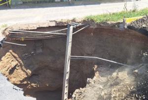 شریعتی: تقویت شبکه‌های آب، برق و فاضلاب اصفهان ضروری است