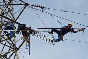 احتمال افزایش حوادث شبکه برق به دلیل شدت گرما و رشد مصرف