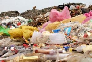 عدم جمع آوری زباله های شهر ایلام