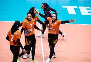 واکنش سرمربی تیم والیبال بانوان سایپا به کنار گذاشته شدن از لیگ برتر