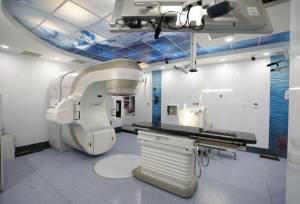 افتتاح بخش رادیوتراپی سرطان و اتمام بیمارستان کمالشهر در دهه فجر
