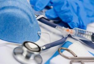 همایی: ارجاع بیمار به مراکز غیرمجاز برای تامین تجهیزات پزشکی تخلف است