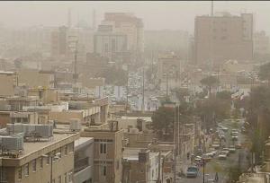 هوای قم و قنوات ناسالم برای همه گروه‌ها است