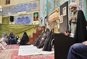 امام‌جمعه اشتهارد: اعتکاف نماد صبر، بندگی و خلوص است