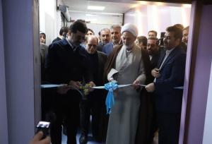 رئیس دانشگاه علوم پزشکی استان: قم به قطب درمان سرطان تبدیل شده است