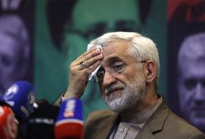 جلیلی تلویحا زیر بار مناظره با روحانی نرفت