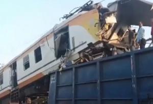 برخورد ۲ قطار در هند؛ ۸ نفر کشته و ۲۰ تن زخمی شدند+ فیلم