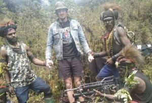 مرگ خلبان نیوزیلندی در حمله شورشیان جدایی‌طلب در شرق اندونزی