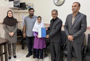 قهرمان کشوری کیک‌بوکسینگ در خارگ تقدیر شد