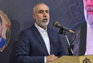 پایبندی ملت و مکتب شهدا ۲ عامل موفقیت نظام اسلامی است