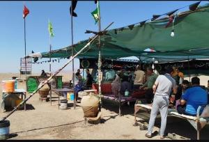برپایی موکب‌ پذیرایی از زائران امام رضا (ع) در منطقه عشایری بردسکن 