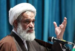 امام جمعه موقت اهواز: وحدت و هم‌افزایی لازمه پیروزی بر دشمن است