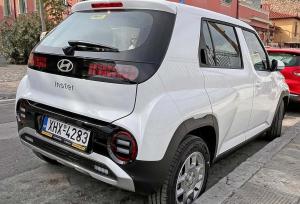 هیوندای اینستر در خیابان‌های آتن دیده شد