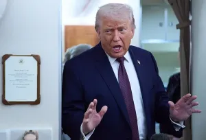 تلگراف: تهدید نظامی ترامپ برای مذاکره است