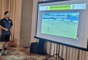 جلسه فنی تیم فوتبال نوجوانان قبل از اولین مصاف آسیایی