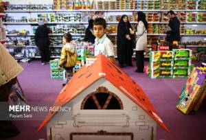 اغتشاشات، بازار اسباب‌بازی را هم خراب کرد/ تولید با حداقل توان