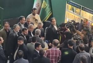 دو عکس پربازدید از پزشکیان در نمایشگاه کتاب