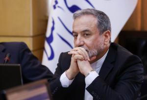 عراقچی یکشنبه به کمیسیون اصل ۹۰ مجلس می‌رود