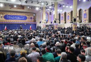 دیدار خانواده شهدای اقتدار با رهبر انقلاب در روز میلاد امیرالمومنین(ع)