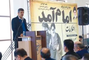 استاندار یزد: دشمنان با حیله‌های خود نتوانستند انقلاب اسلامی را زمین بزنند