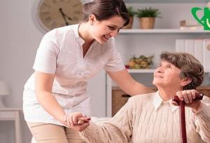 تحول دیجیتال در مراقبت از سالمندان: نقش فناوری‌های نوین در خدمات پرستاری در منزل در سال 2025