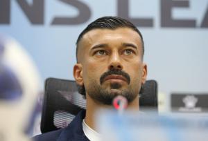 تصویری که خبر از جدایی رامین رضاییان از استقلال می‌دهد