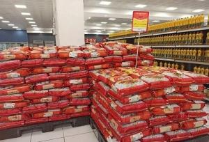 حسن پور: ۱۰۰ تن برنج برای تنظیم بازار مهاباد توزیع می شود