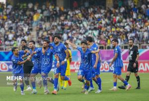 نازون باید خودش را با استقلال وفق دهد/ روند خوب باید ادامه پیدا کند