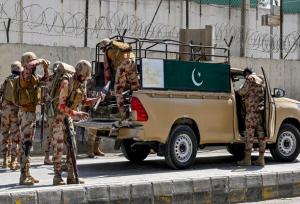 حمله انتحاری به نیروهای گارد مرزی در پیشاور پاکستان با ۳ کشته