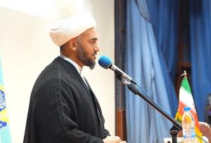 امام جمعه بم: ضعف مدیریتی، مهم‌ترین علت عقب‌ ماندگی بم است