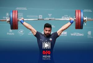 لحظه کسب مدال نقره توسط علیرضا معینی در بازیهای کشورهای اسلامی