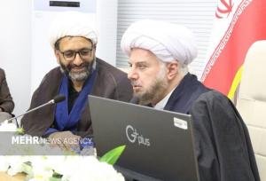 کازرونی: حل مسائل مددجویان؛ اولویت پیگیری‌های امدادگران است