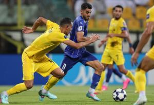 تاخیر یک ساعته بازی استقلال و الوصل