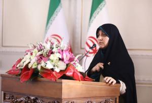 روایت واحد و واقعی از زن ایرانی به دنیا ارائه دهیم