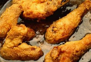 حتی بوی غذای چرب هم برای جنین مضر است!