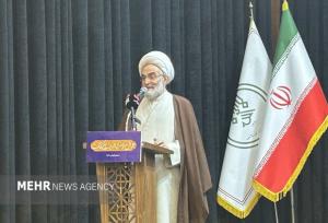 آیت‌الله فلاحتی: اعتکاف سد مستحکم در برابر تهاجم دشمن به نسل جدید است