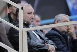 عراقی‌زاده: مدیرعامل گهر می‌خواهد روی عملکرد خودش ماله بکشد!