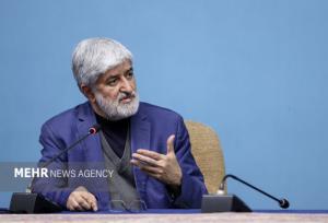 شهید مطهری معارف اسلامی را با زبانی ساده ارائه کرد