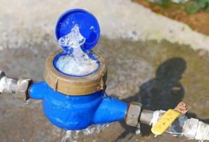 ضرورت پوشش مناسب کنتورهای آب در فصول سرد سال