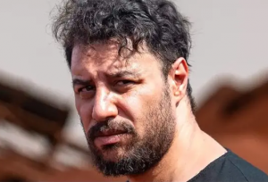 جواد عزتی با چهره‌ای تازه در پشت‌صحنه فصل دوم «وحشی»